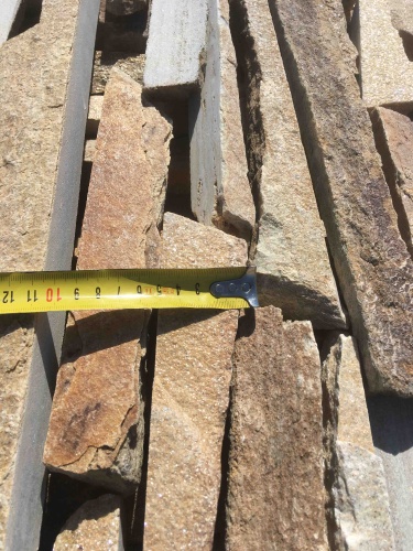 Горбушка златолит золотистый для облицовки купить в Красноармейске