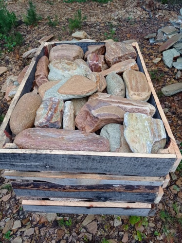 Златолит жёлтый, жёлто-зелёный глыбки и валуны для ланшафтного дизайна купить в Красноармейске