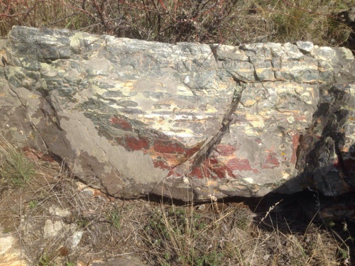 Гигантские зелёные валуны для ландшафтного дизайна весом более 5 тонн купить в Красноармейске