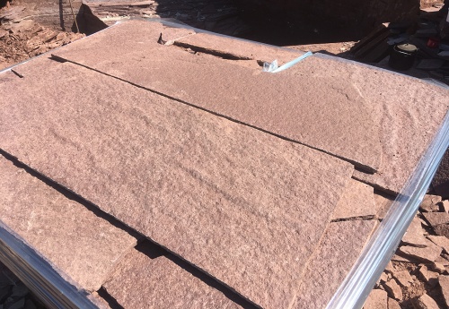 Плитняк лемезит бордовый для облицовки цоколя 20-25 мм  купить в Красноармейске