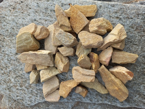 Златолит жёлтый декоративная каменная крошка купить в Красноармейске