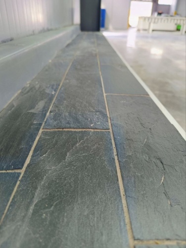 Плитка чёрная из натурального камня фасадная 30 см * 5 см, толщина 7 мм -30 мм купить в Красноармейске